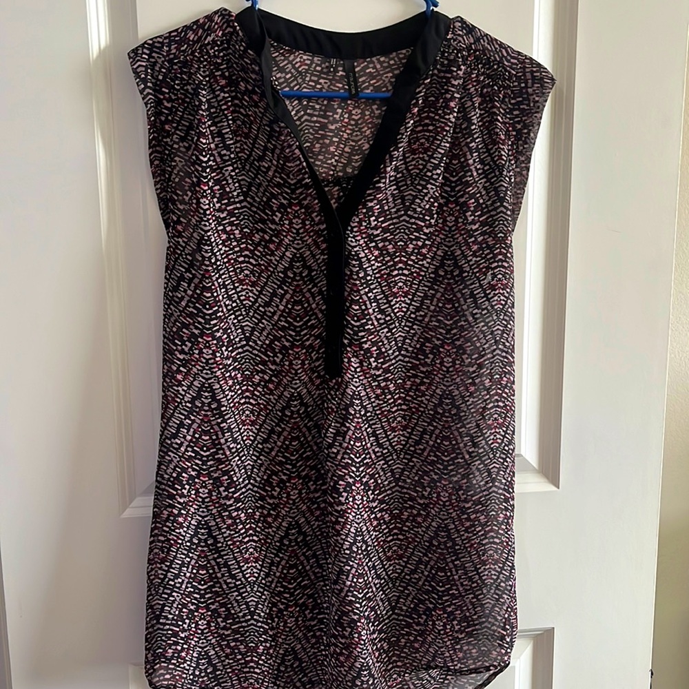 Maurice’s cap sleeve sheer top